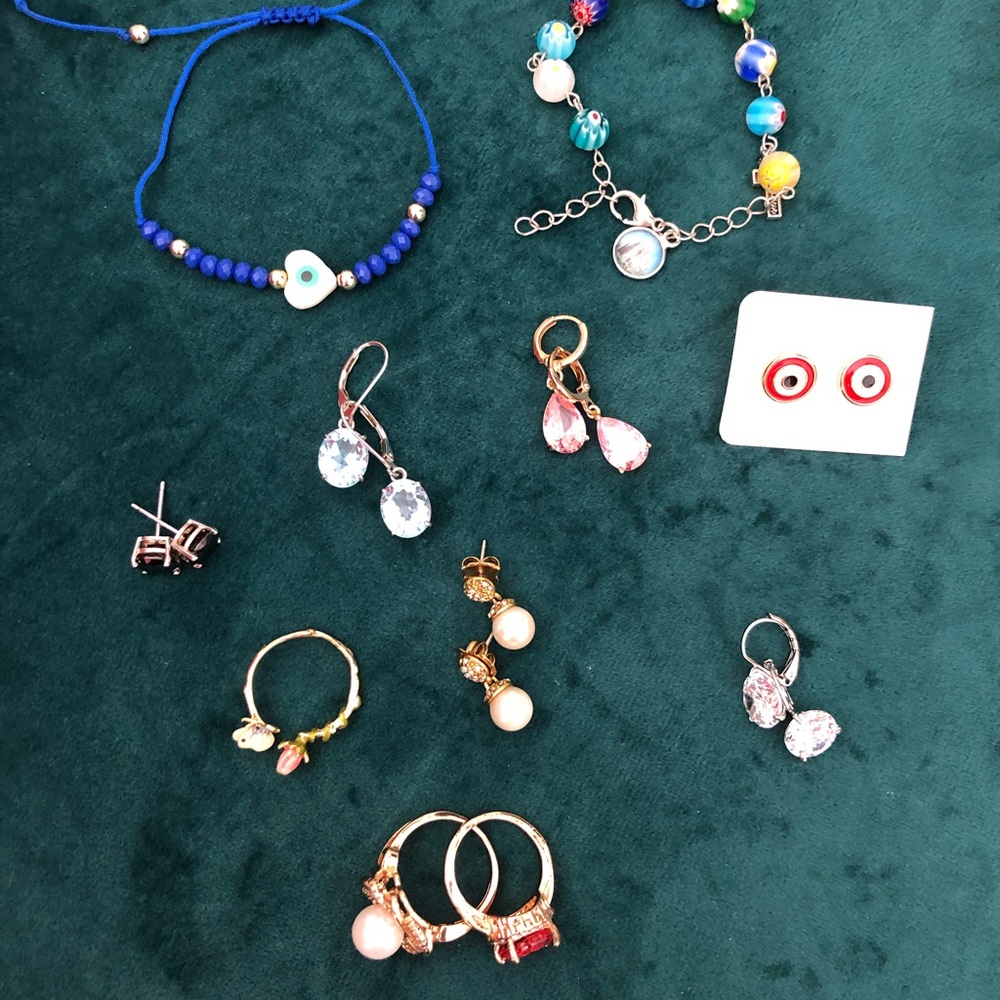Jewelry Bundle - Picture 2 of 9
